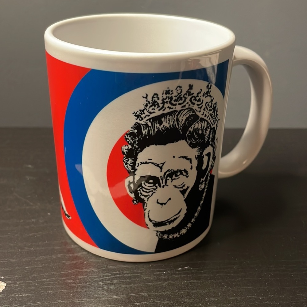 Banksy Queen Monkey Mug